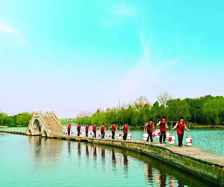 http://rctff.jiangnan.edu.cn/__local/0/19/30/B3CAD3B4680E5796D57AAFA3464_340B66F3_B21C.jpg